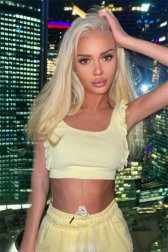 Luxe escort Paris Alicia, high class blonde busty GFE