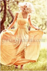 Paris top escorts Emilie, luxury Parisian call girls