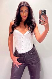 Paris elite escort Kim