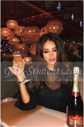 Paris high class escorts Paula, luxury GFE model Paris high class escorts Paula, luxury GFE model